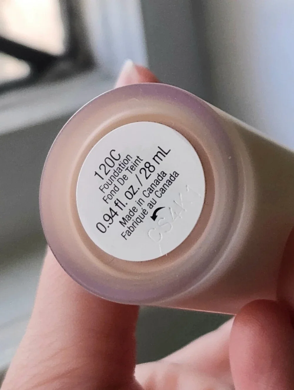 NIB RARE BEAUTY LIQUID TOUCH WEIGHTLESS FOUNDATION IN 120 C